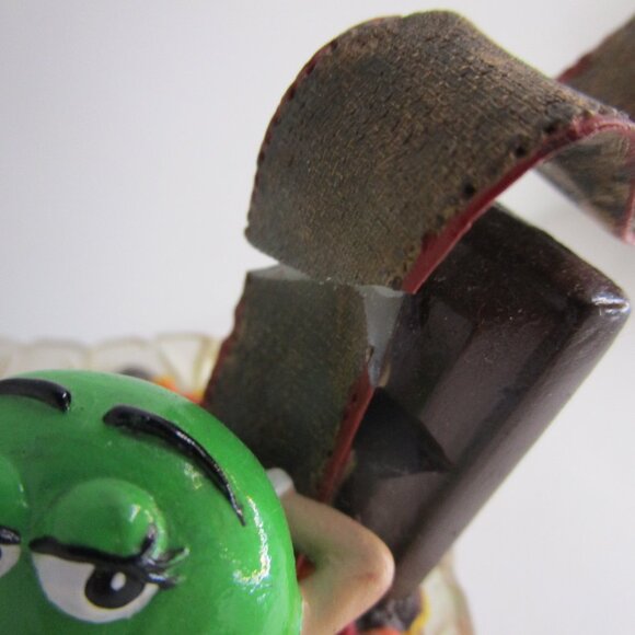 The M &M’s Christmas Train By The Danbury Mint Replacement Locomotive - See Pics - Picture 13 of 15